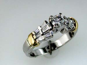 DIAMOND ENGAGEMENT RING