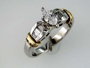 DIAMOND ENGAGEMENT RING