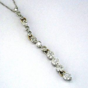DIAMOND PENDANT