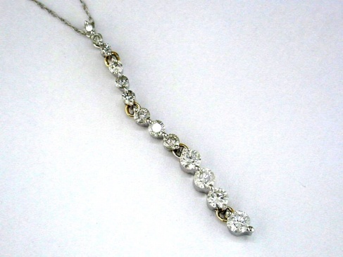 DIAMOND PENDANT