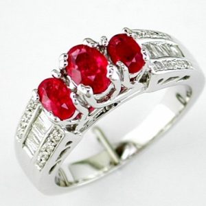 RUBY & DIAMOND RING