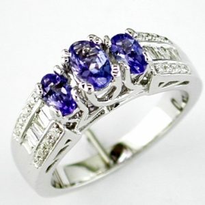TANZANITE & DIAMOND RING