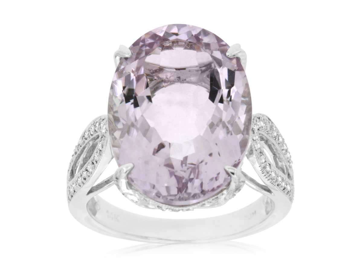 AMETHYST & DIAMOND RING