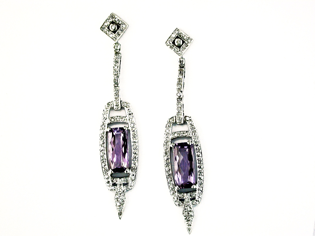 AMETHYST & DIAMOND EARRING
