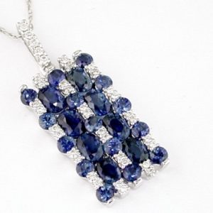 SAPPHIRE & DIAMOND PENDANT