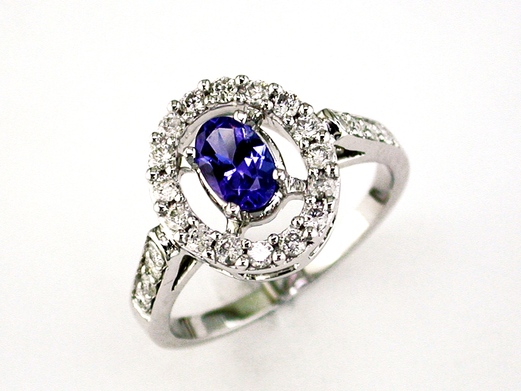 TANZANITE & DIAMOND RING