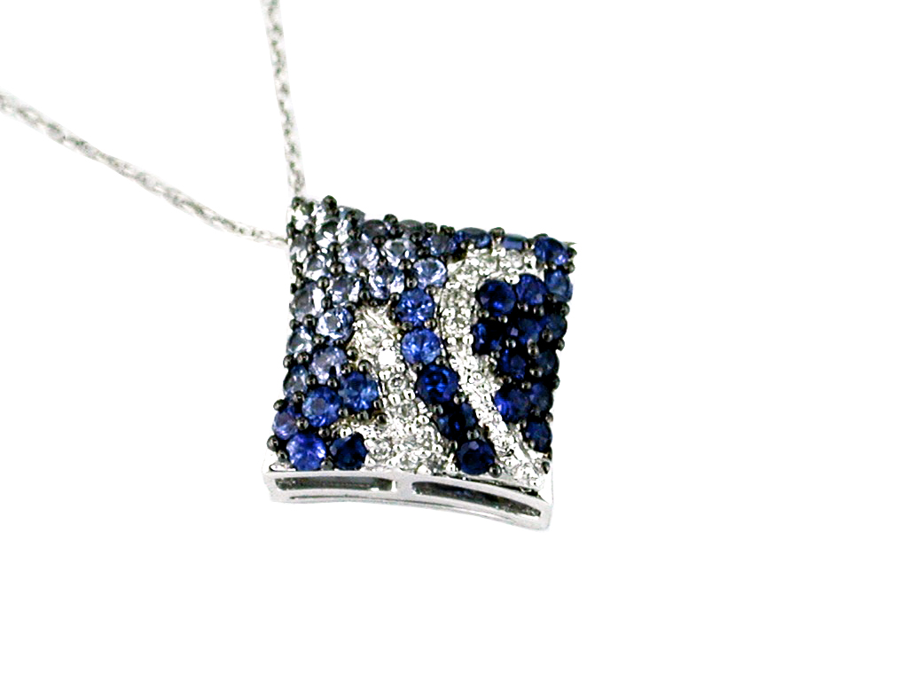 SAPPHIRE & DIAMOND PENDANT