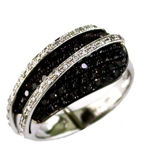 BLACK DIAMOND & DIA RING