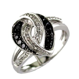 BLACK DIAMOND & DIAMOND RING