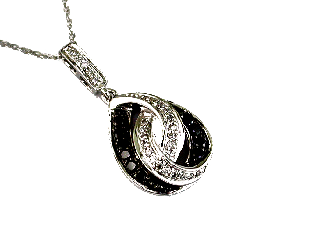 BLACK DIAMOND & DIA PENDANT