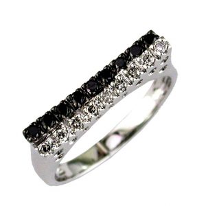 BLACK DIAMOND & DIAMOND RING