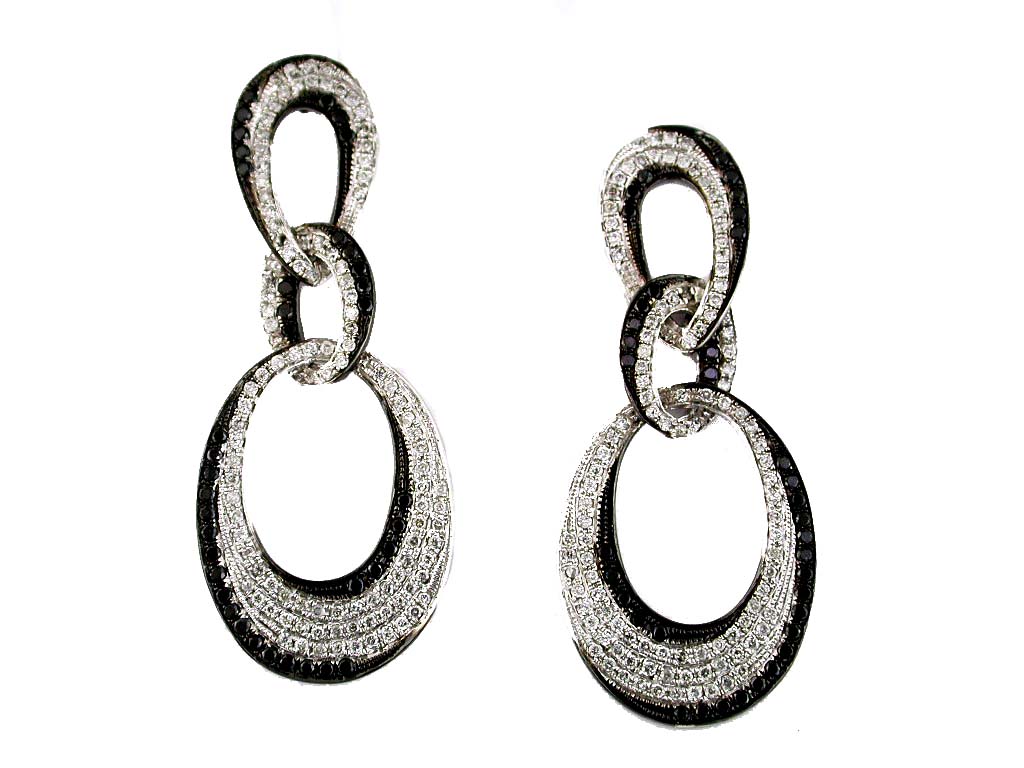 BLACK DIAMOND & DIA EARRING