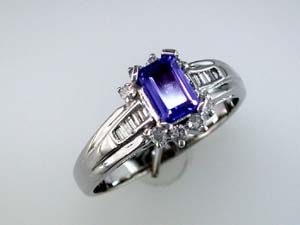TANZANITE & DIAMOND RING