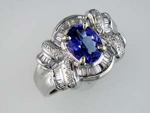 TANZANITE & DIAMOND RING