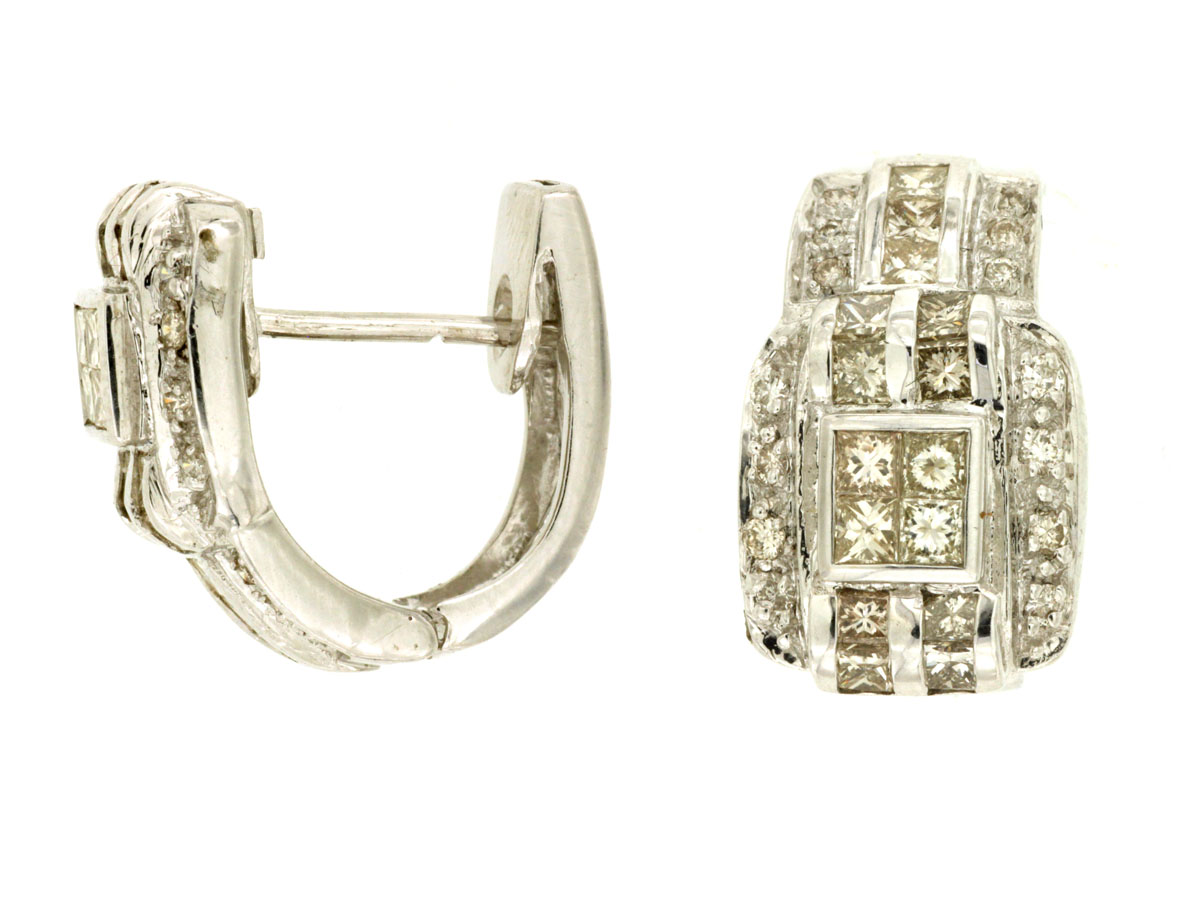 DIAMOND EARRING