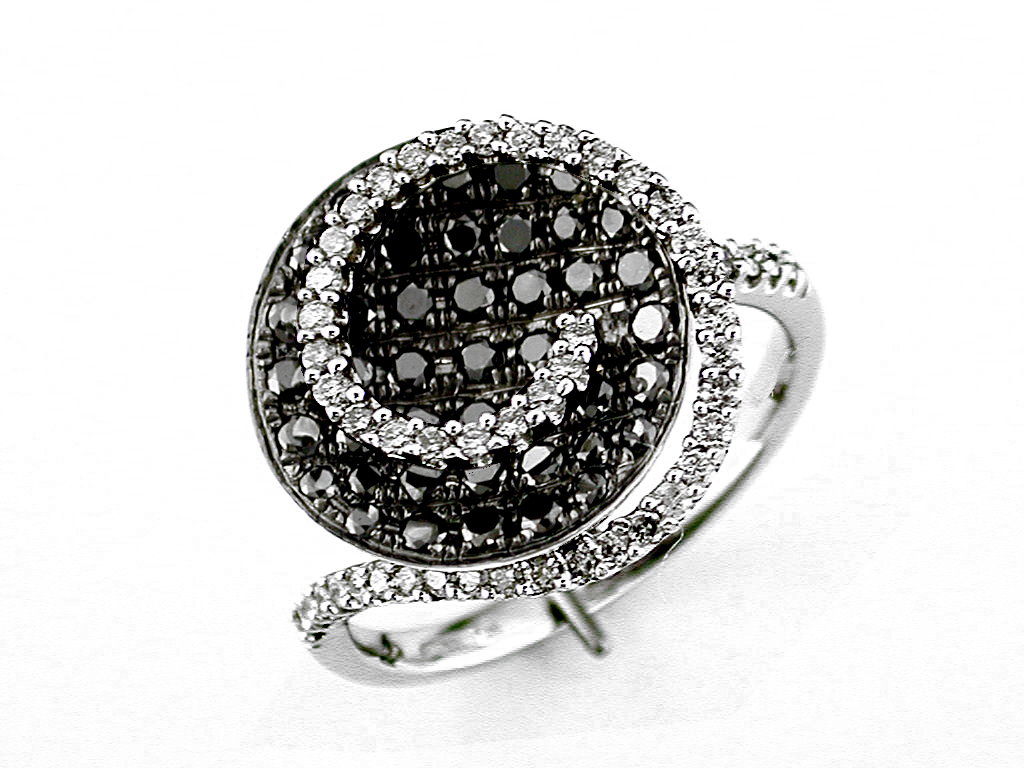 BLACK DIAMOND & DIAMOND RING