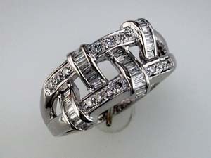 DIAMOND RING