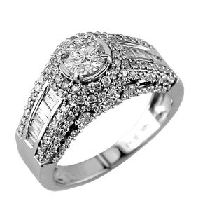 DIAMOND ENGAGEMENT RING