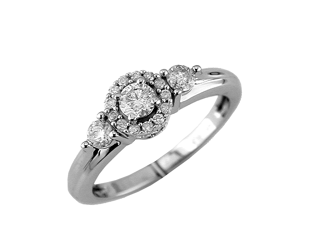 DIAMOND ENGAGEMENT RING