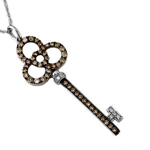 MOCHA DIAMOND KEY PENDANT