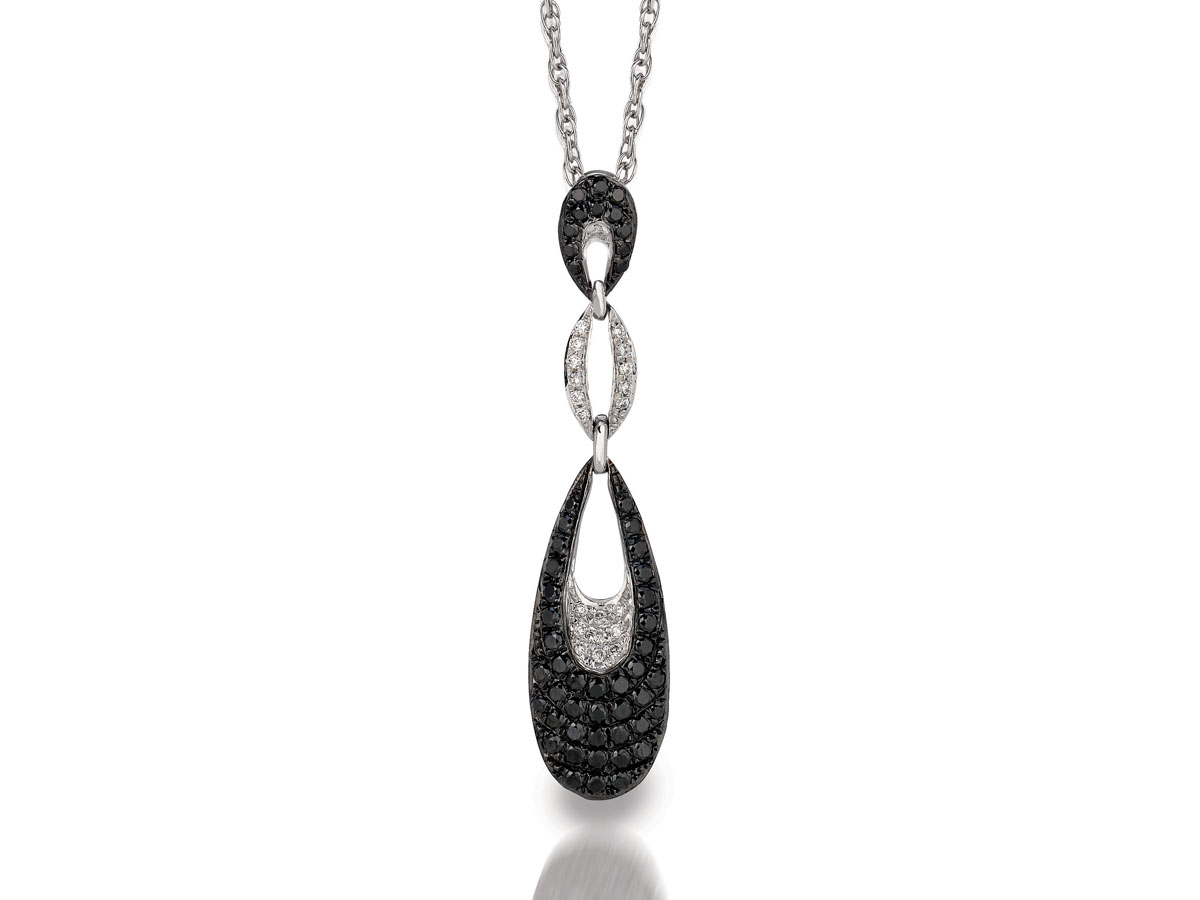 BLACK DIAMOND & DIA PENDANT