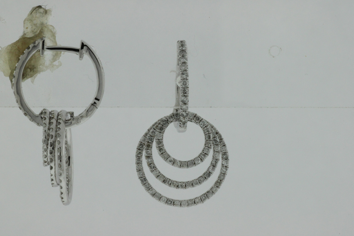 DIAMOND EARRING