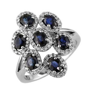 SAPPHIRE & DIAMOND RING