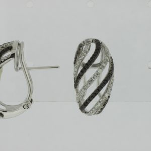 BLACK DIAMOND & DIA EARRING
