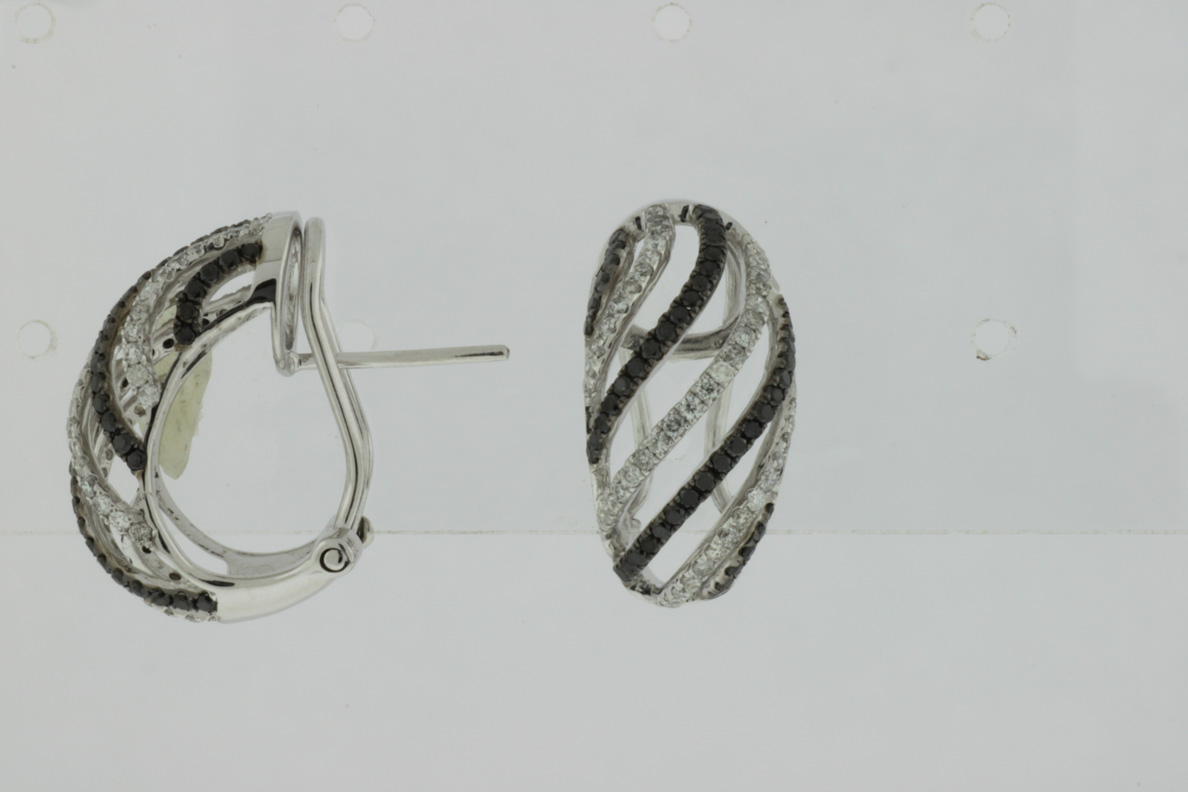 BLACK DIAMOND & DIA EARRING