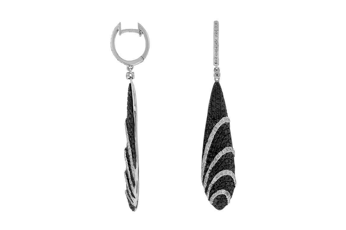 BLACK DIAMOND & DIA EARRING