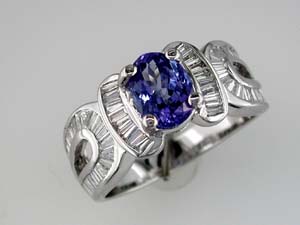 TANZANITE & DIAMOND RING