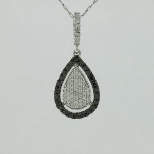 BLACK DIAMOND & DIA PENDANT