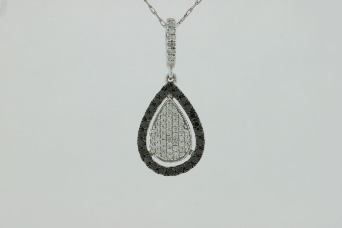 BLACK DIAMOND & DIA PENDANT