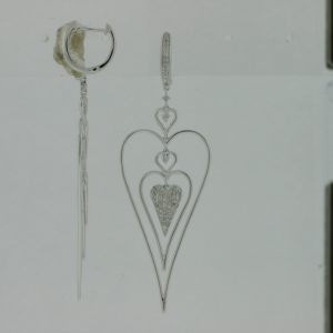 DIAMOND EARRING