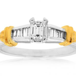 DIAMOND ENGAGEMENT RING