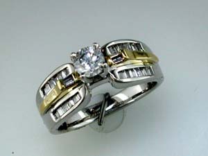 DIAMOND ENGAGEMENT RING