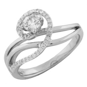 DIAMOND ENGAGEMENT RING