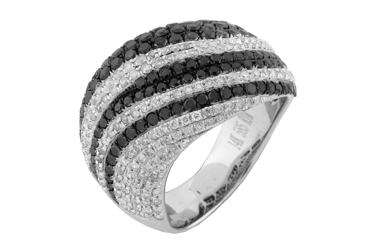 BLACK DIAMOND & DIAMOND RING