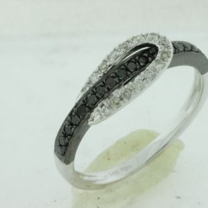 BLACK DIAMOND & DIAMOND RING
