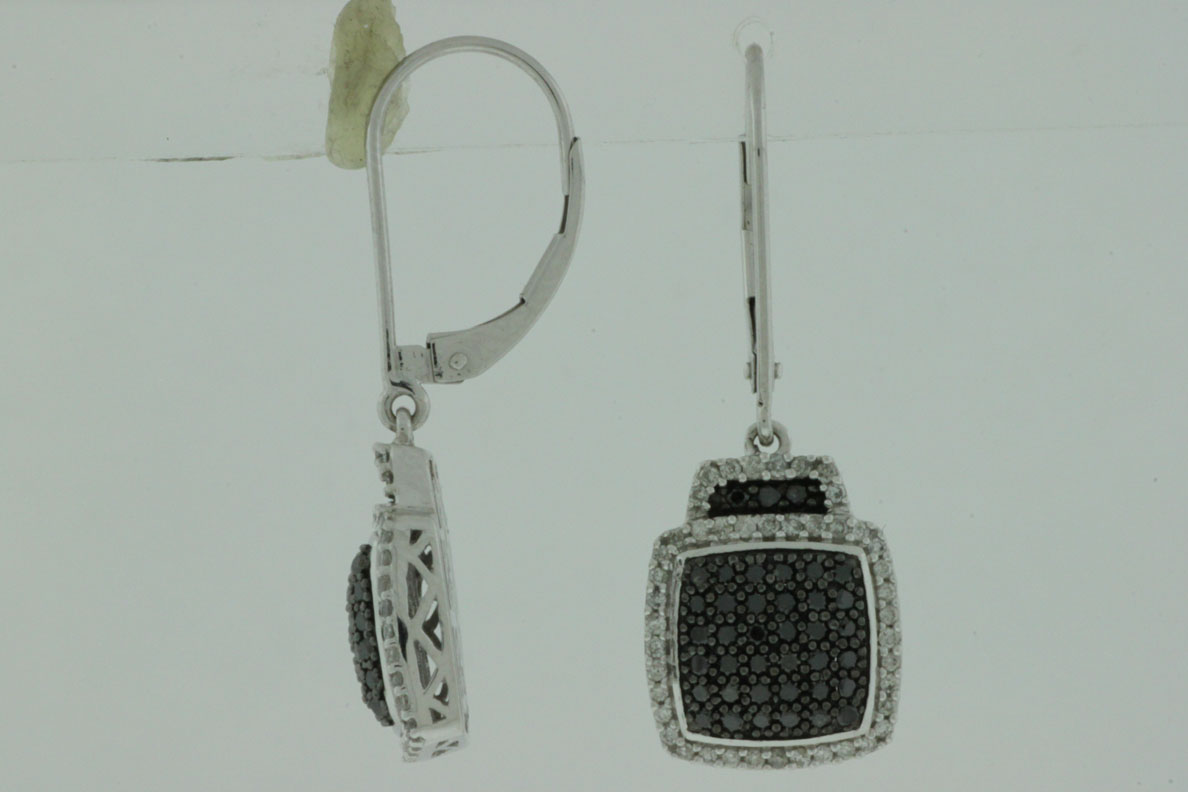 DIAMOND &BLACK DIAMOND EARRING