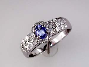 TANZANITE & DIAMOND RING