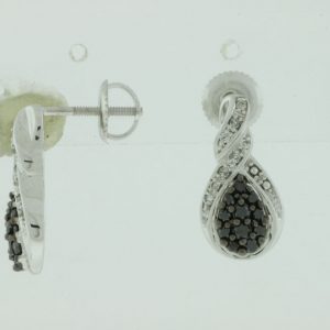 DIAMOND &BLACK DIAMOND EARRING