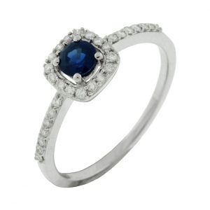 SAPPHIRE & DIAMOND RING