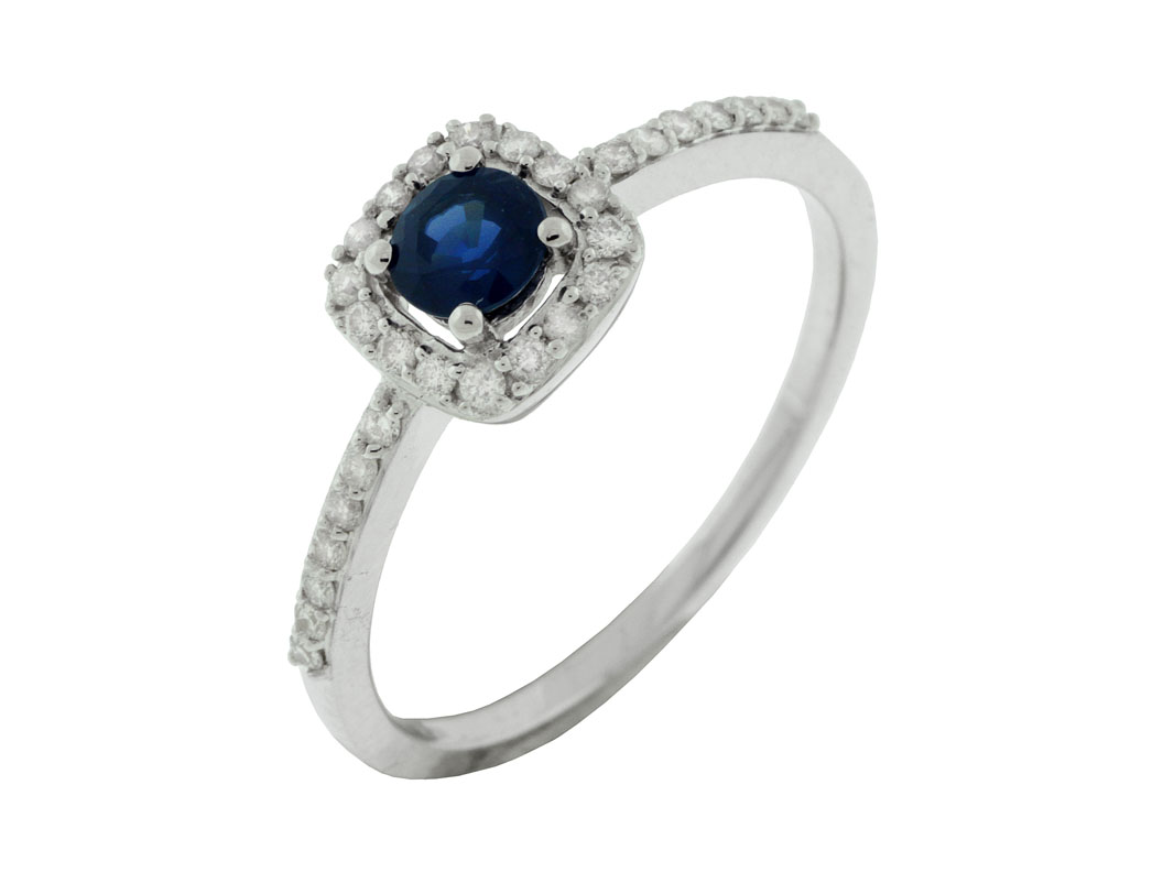 SAPPHIRE & DIAMOND RING