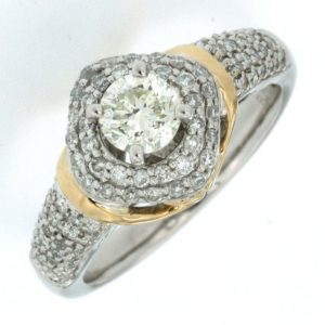 DIAMOND ENGAGEMENT RING