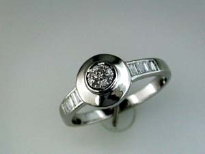 DIAMOND RING