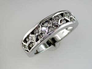 DIAMOND WEDDING RING