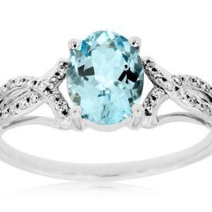 AQUAMARINE & DIAMOND RING