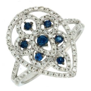 SAPPHIRE & DIAMOND RING