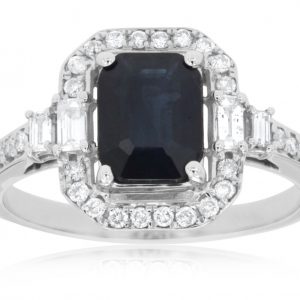 SAPPHIRE & DIAMOND RING